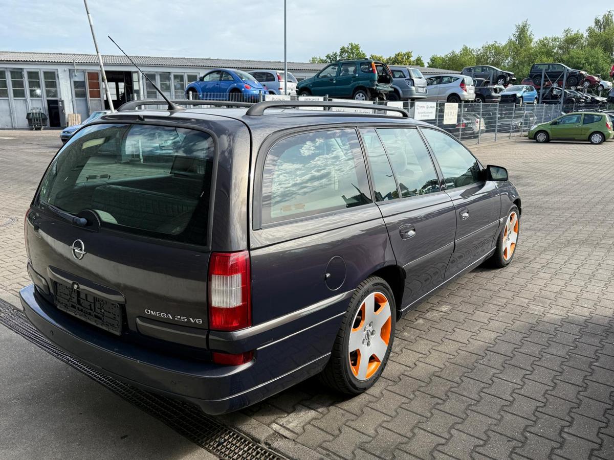 Opel Omega B original Scheinwerfer links Xenon 24406226 Facelift BJ00